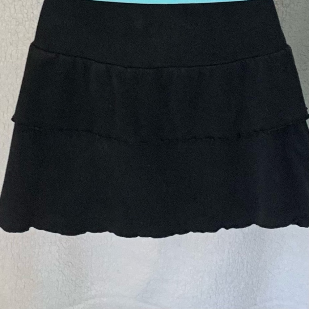 EUC black tiered, ruffled, stretchy flounce miniskirt